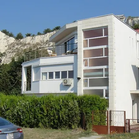 Whitestone Sea View Vilă *