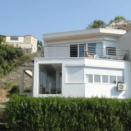Whitestone Sea View Vilă Balcic